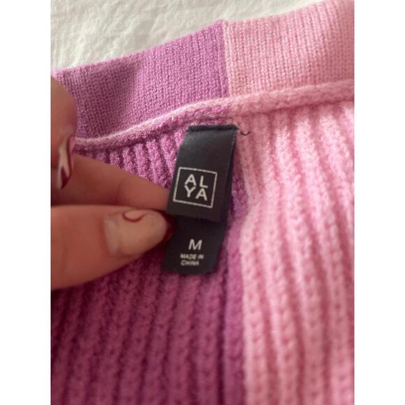 Perfect Spring Sweater - Picture 4 of 6